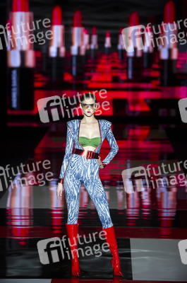 Andres Sarda Fashion Show auf der Mercedes-Benz Fashion Week Madrid Autumn/Winter 2018