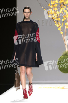 Devota & Lomba Fashion Show auf der Mercedes-Benz Fashion Week Madrid Autumn/Winter 2018