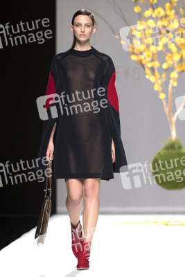 Devota & Lomba Fashion Show auf der Mercedes-Benz Fashion Week Madrid Autumn/Winter 2018