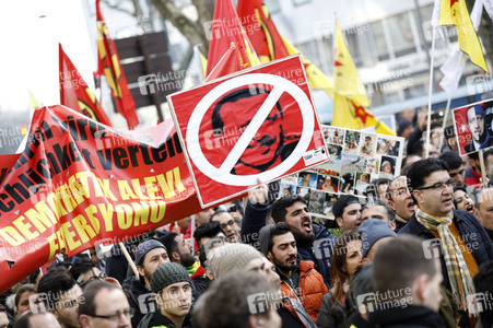 Kurden-Demo in Köln