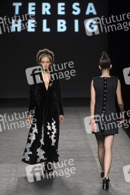 Teresa Helbig Fashion Show auf der Mercedes-Benz Fashion Week Madrid Autumn/Winter 2018