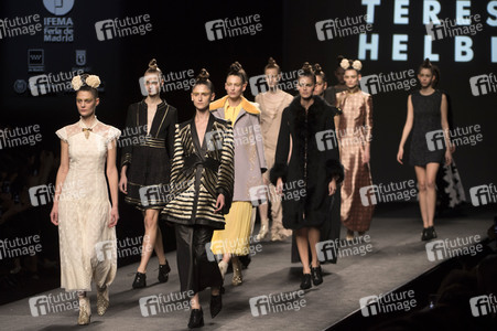 Teresa Helbig Fashion Show auf der Mercedes-Benz Fashion Week Madrid Autumn/Winter 2018
