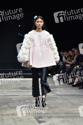 Kopenhagen Fur Fashion Show auf der Copenhagen Fashion Week Fall/Winter 2018