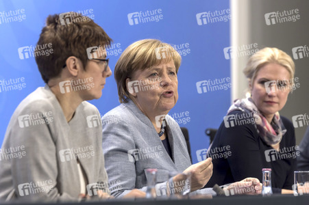 Pressekonzerenz zum Treffen der Regierungschefs der Bundesländer in Berlin