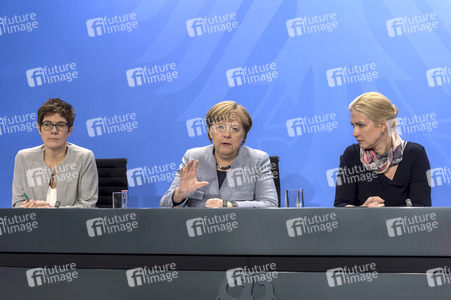 Pressekonzerenz zum Treffen der Regierungschefs der Bundesländer in Berlin