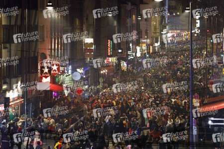Weiberfastnacht in Köln