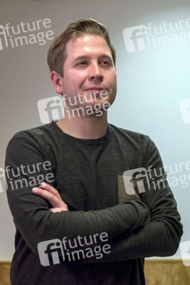 Kevin Kühnert auf NoGroKo-Werbetour in Berlin