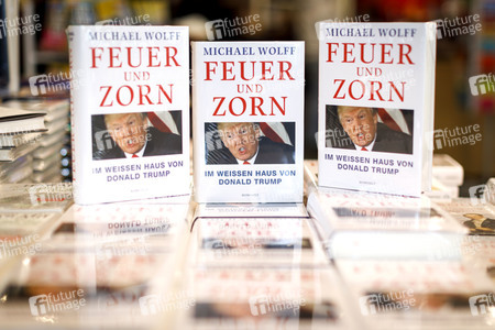 Buchneuerscheinung 'Feuer und Zorn' in Köln