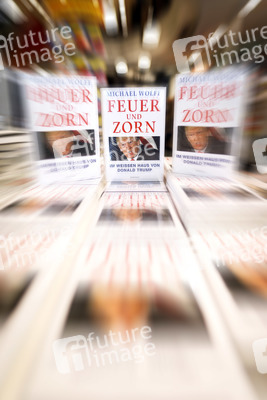 Buchneuerscheinung 'Feuer und Zorn' in Köln