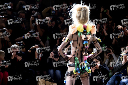 Pam Hogg Fashion Show auf der London Fashion Week AW18