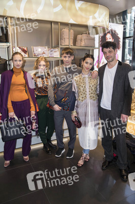 Samsonite & Kilian Kerner Kater-Imbiss in Berlin