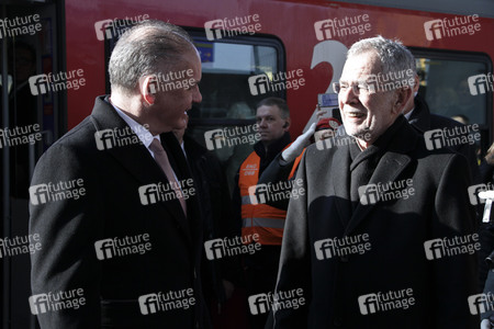 Alexander Van der Bellen empfängt Andrej Kiska in Wien