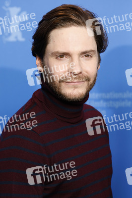 '7 Tage in Entebbe' Photocall, Berlinale 2018
