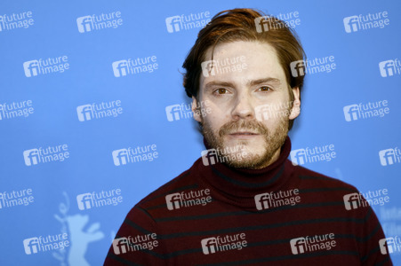'7 Tage in Entebbe' Photocall, Berlinale 2018
