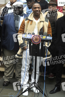 Protestaktion mit Ja Rule gegen die NYCHA in New York