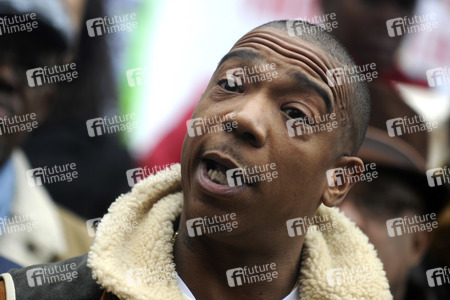 Protestaktion mit Ja Rule gegen die NYCHA in New York