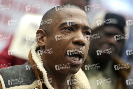 Protestaktion mit Ja Rule gegen die NYCHA in New York