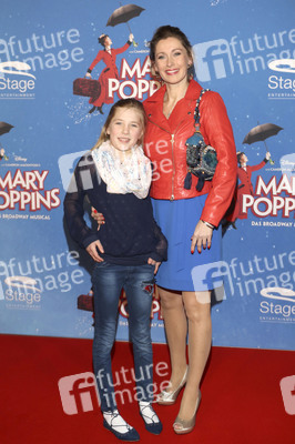 Musicalpremiere 'Mary Poppins' in Hamburg