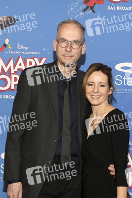 Musicalpremiere 'Mary Poppins' in Hamburg
