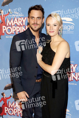 Musicalpremiere 'Mary Poppins' in Hamburg