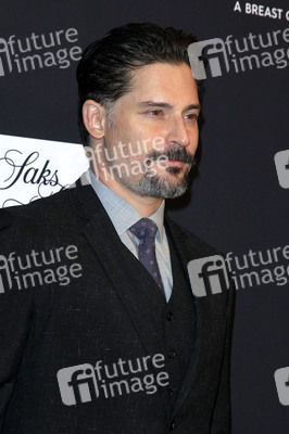 Benefiz-Gala 'The Women's Cancer Research Fund's an Unforgettable Evening' in Beverly Hills