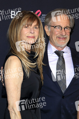 Benefiz-Gala 'The Women's Cancer Research Fund's an Unforgettable Evening' in Beverly Hills