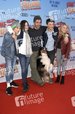 Filmpremiere 'Fünf Freunde und das Tal der Dinosaurier' in München