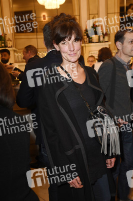 Theaterpremiere 'Die Niere' in Berlin
