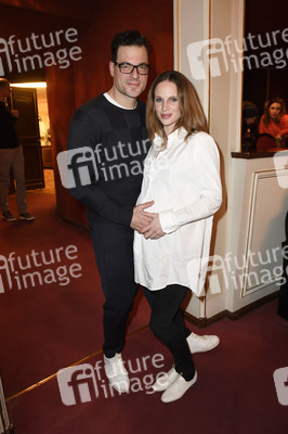 Theaterpremiere 'Die Niere' in Berlin