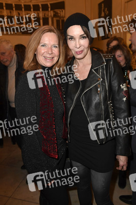Theaterpremiere 'Die Niere' in Berlin