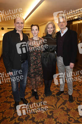 Theaterpremiere 'Die Niere' in Berlin