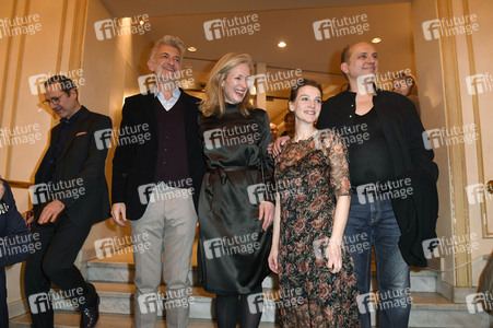 Theaterpremiere 'Die Niere' in Berlin