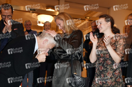 Theaterpremiere 'Die Niere' in Berlin