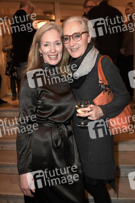 Theaterpremiere 'Die Niere' in Berlin