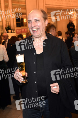 Theaterpremiere 'Die Niere' in Berlin