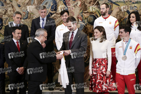 König Felipe und Königin Letizia empfangen das spanische Oympia-Team in Madrid
