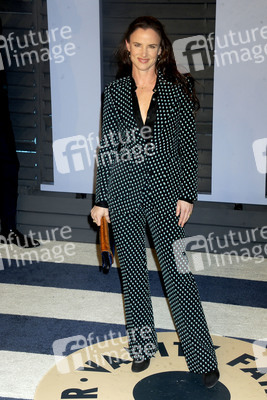 Vanity Fair Oscar Party 2018 in Beverly Hills