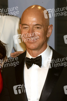 Vanity Fair Oscar Party 2018 in Beverly Hills