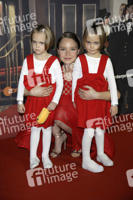 Serienpremiere 'Ku'damm 59' in Berlin
