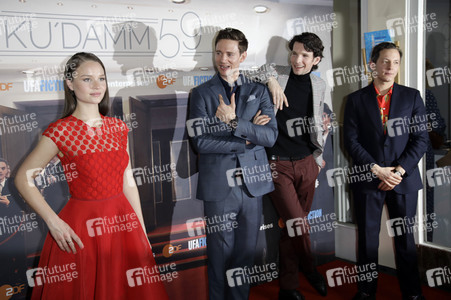 Serienpremiere 'Ku'damm 59' in Berlin