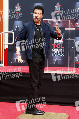 Hand and Footprint Ceremony mit Lionel Richie in Los Angeles