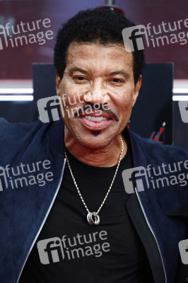 Hand and Footprint Ceremony mit Lionel Richie in Los Angeles