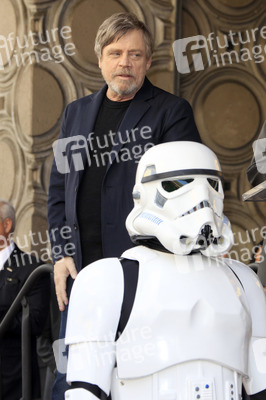 Mark Hamill erhält einen Stern auf dem Hollywood Walk of Fame in Los Angeles