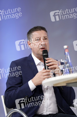 Joachim Llambi auf der Beauty Messe in Düsseldorf