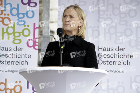 Gedenkakt zum 80. Jahrestag des Anschlusses Österreichs an Nazideutschland in Wien