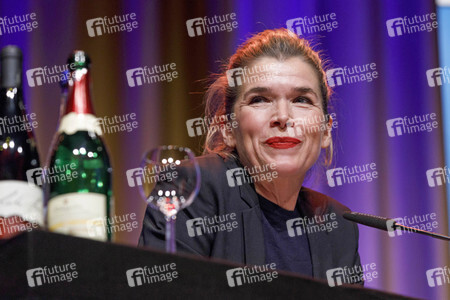 Iris Berben und Anke Engelke auf der lit.Cologne 2018 in Köln