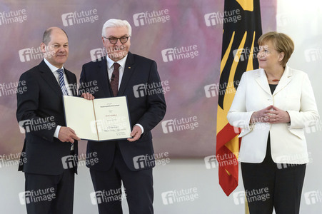 Ernennung der Mnister und Ministerinnen des neuen Bundeskabinetts in Berlin