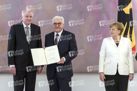 Ernennung der Mnister und Ministerinnen des neuen Bundeskabinetts in Berlin