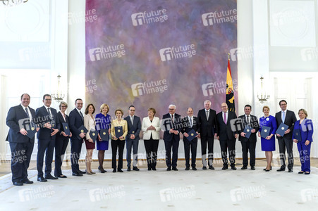 Ernennung der Mnister und Ministerinnen des neuen Bundeskabinetts in Berlin