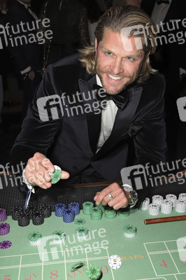Bond-Party in Hamburg